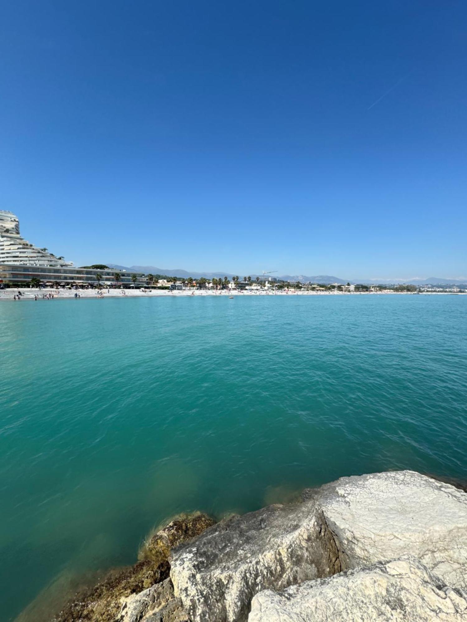 Appartemment Vue Mer Et Piscine Villeneuve-Loubet Eksteriør billede